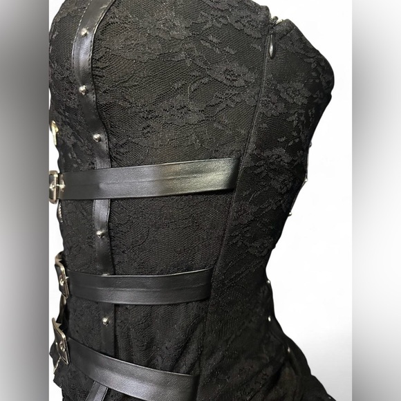 Black Lace Belt Buckle and Studded Tube Top - Picture 4 of 8